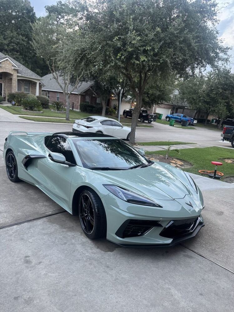 Detailed vehicle